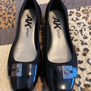 Anne Klein Sport Heals